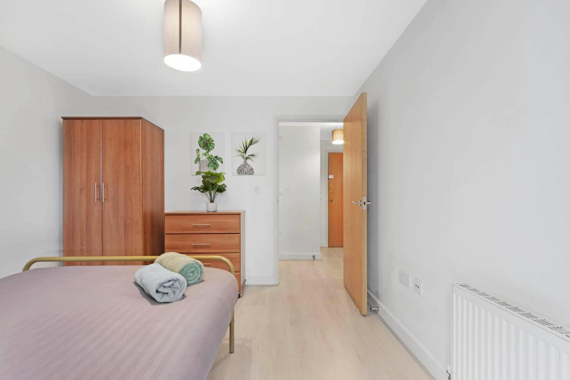 Cosy Modern1 Bed Apartment, By Excel London, Airport & O2 Apartament *